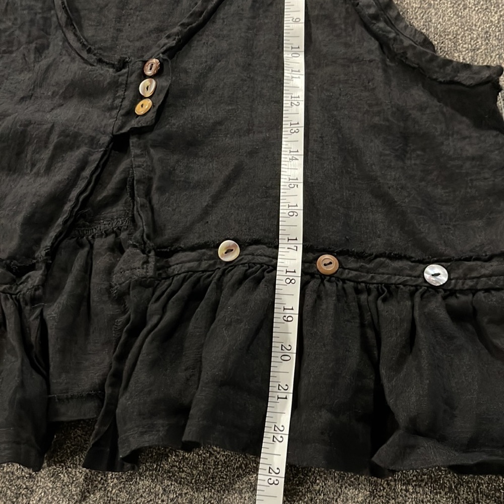 Bodil Black Ruffled Button-Front Vest - Picture 4 of 4